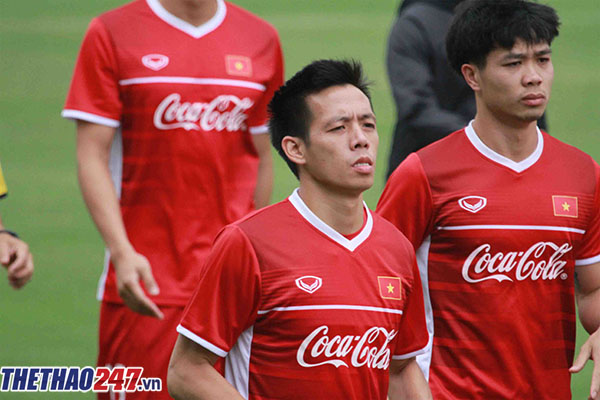 ĐT Văn Quyết kêu gọi NHM đồng lòng (Ảnh: Ngọc Bảo) AFF Cup 2018, Văn Quyết, ĐTQG Việt Nam, Việt Nam
